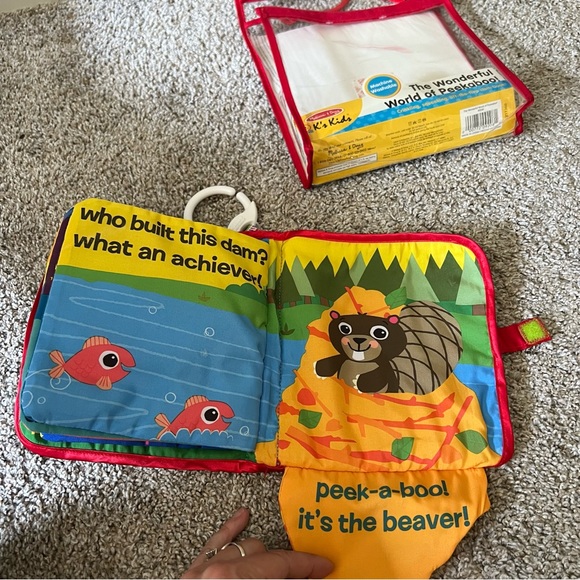 New Melissa and Doug Peekaboo Cloth Book - Picture 4 of 6